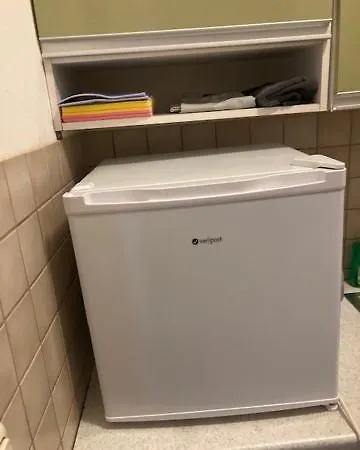 Einfaches Grosse Geraeumiges Fuer Monteuren شقة *