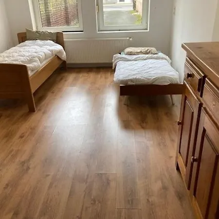 Einfaches Grosse Geraeumiges Fuer Monteuren Apartmán Dortmund